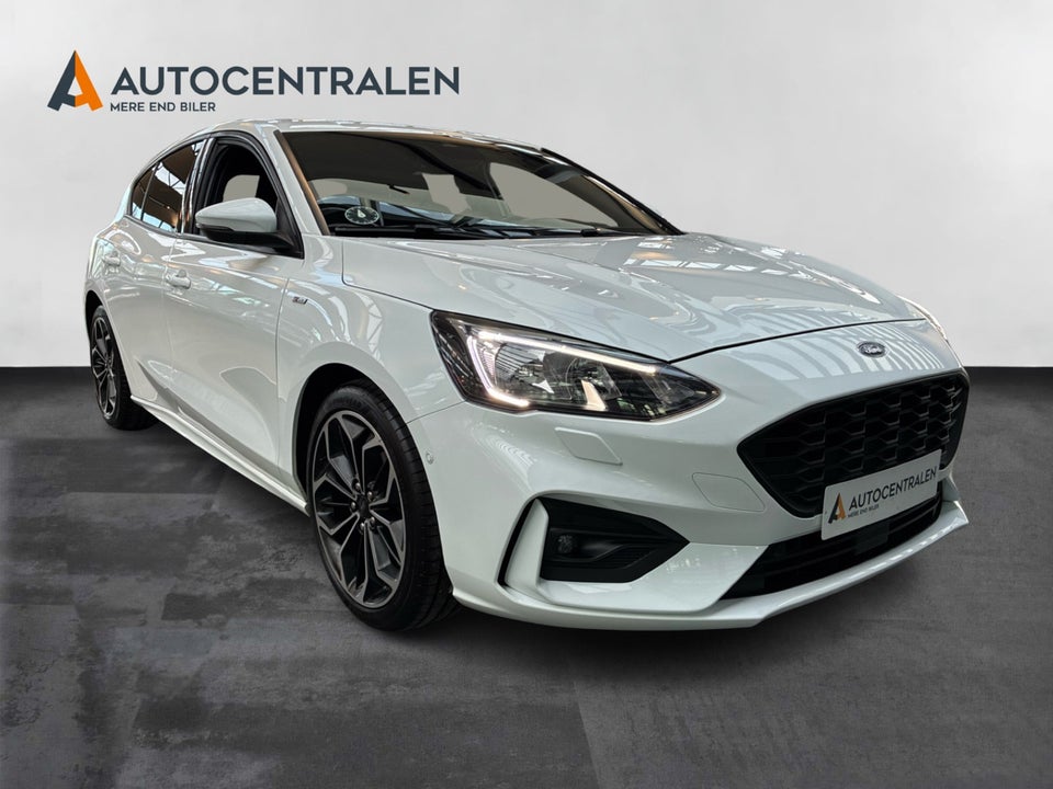 Ford Focus 1,5 EcoBoost ST-Line 5d