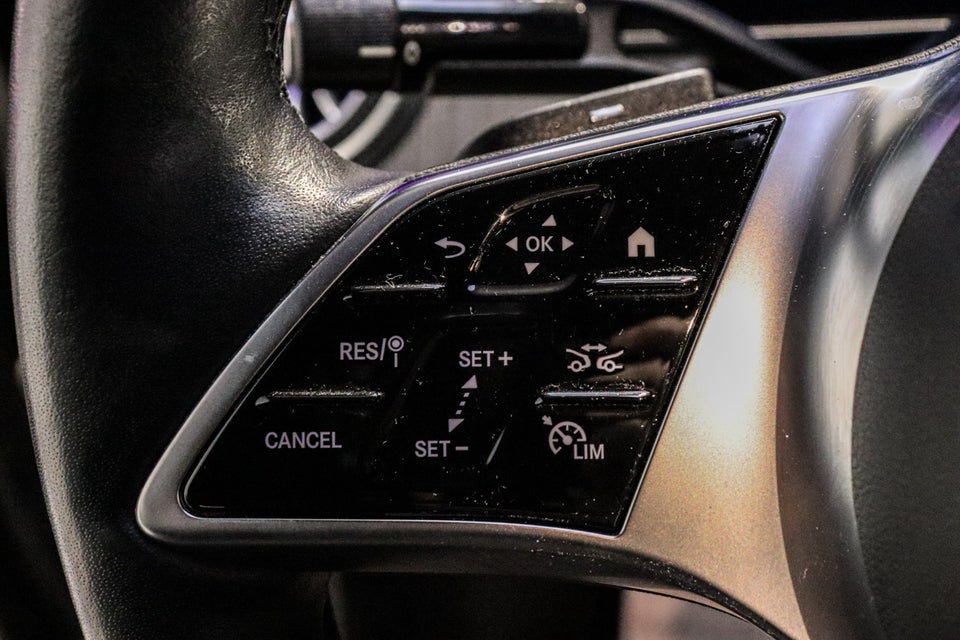 Mercedes EQE350 AMG Line 4d