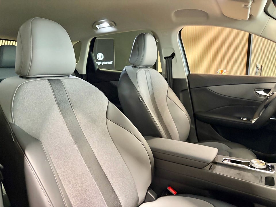 MG MGS5 64 Luxury 5d