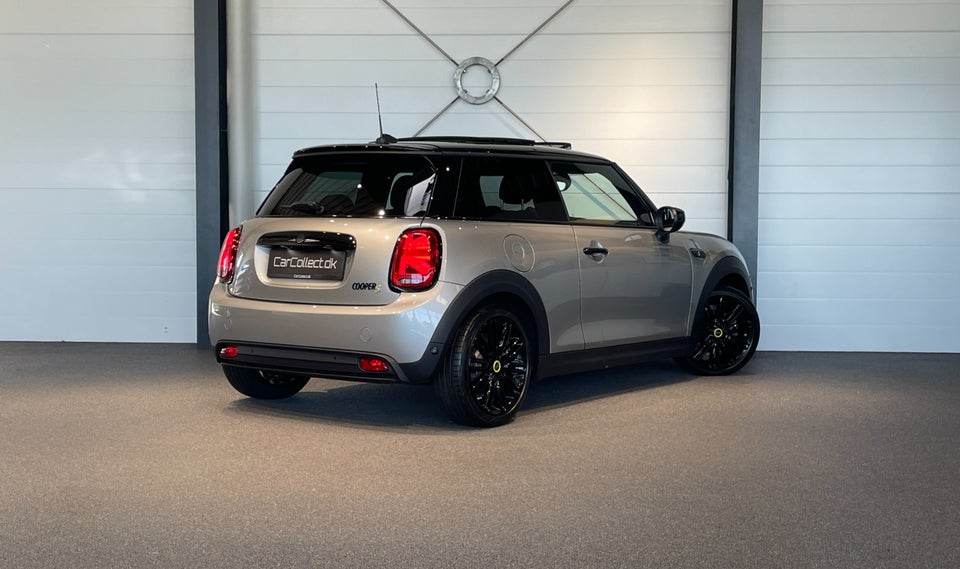 MINI Cooper SE Classic Trim 3d