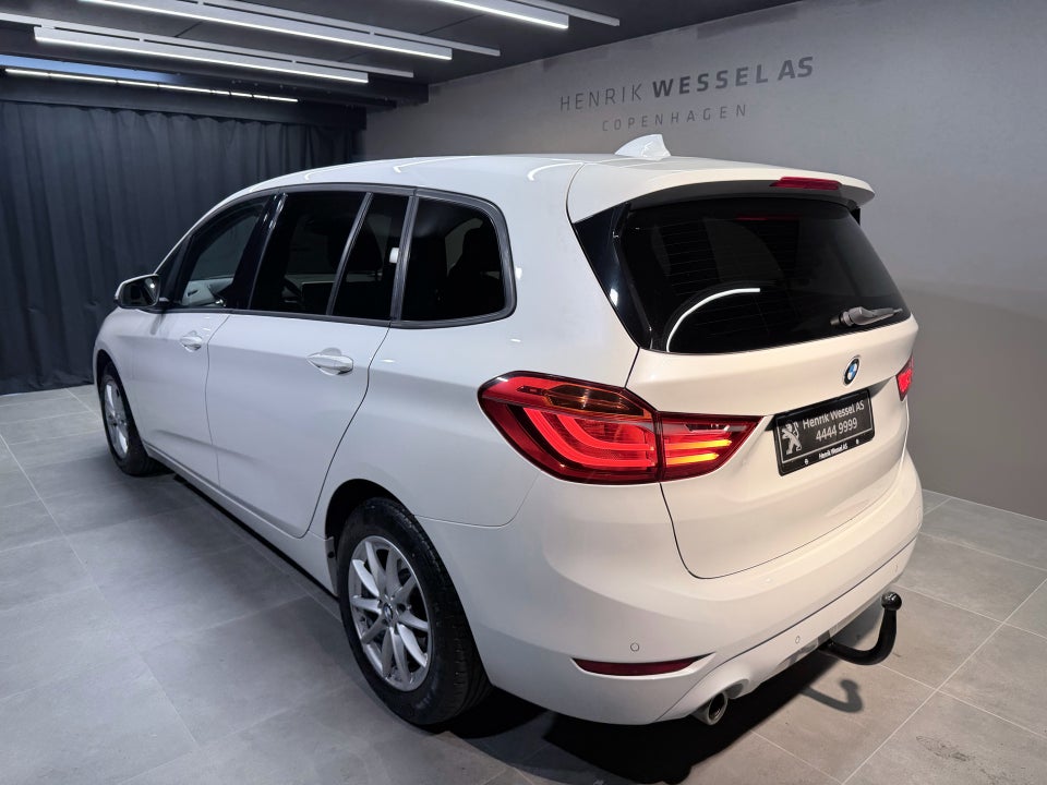 BMW 216i 1,5 Active Tourer Advantage 5d