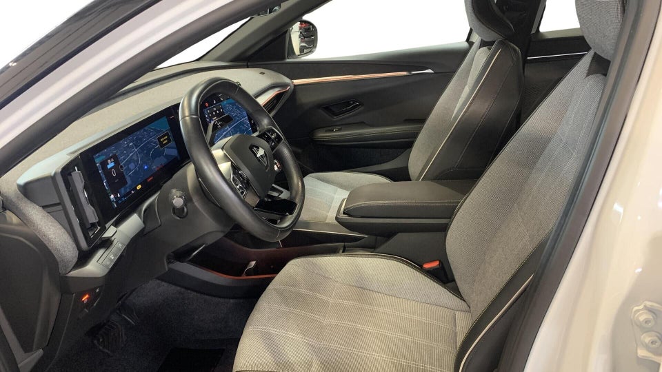 Renault Megane E-Tech 60 Techno 5d