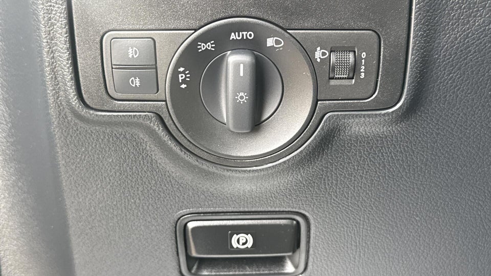 Mercedes Vito 114 2,0 CDi Kassevogn aut. L RWD