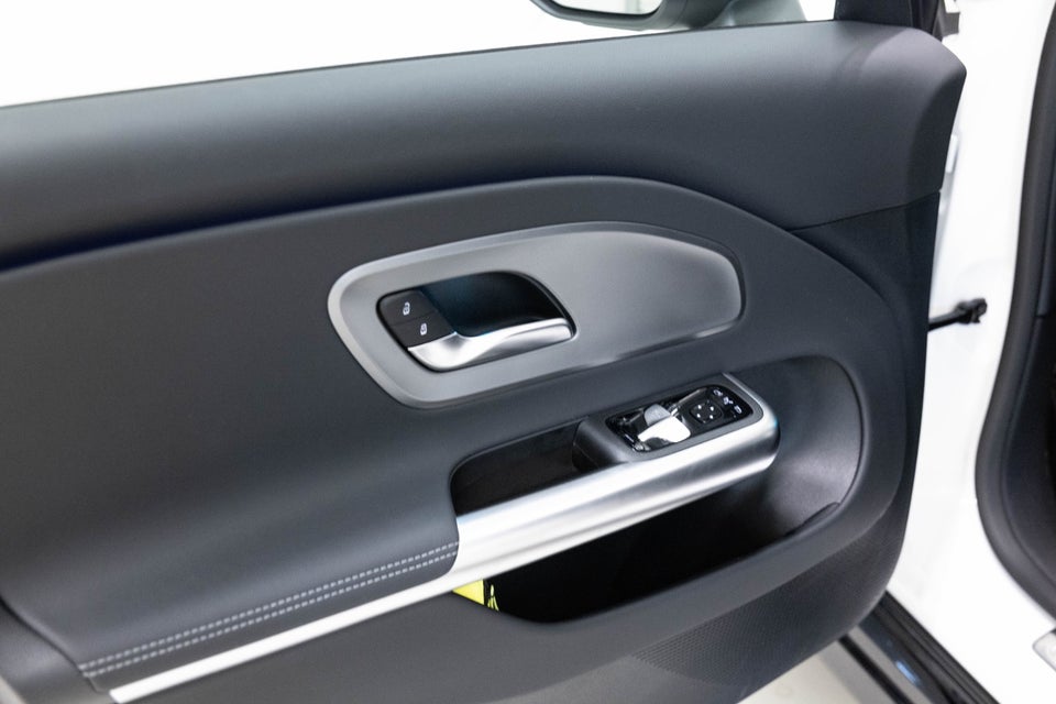 Mercedes CLA250+ EQ Progressive Advance Plus 4d