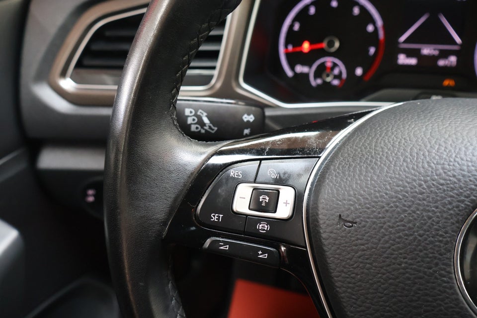 VW T-Roc 1,0 TSi 115 Style 5d