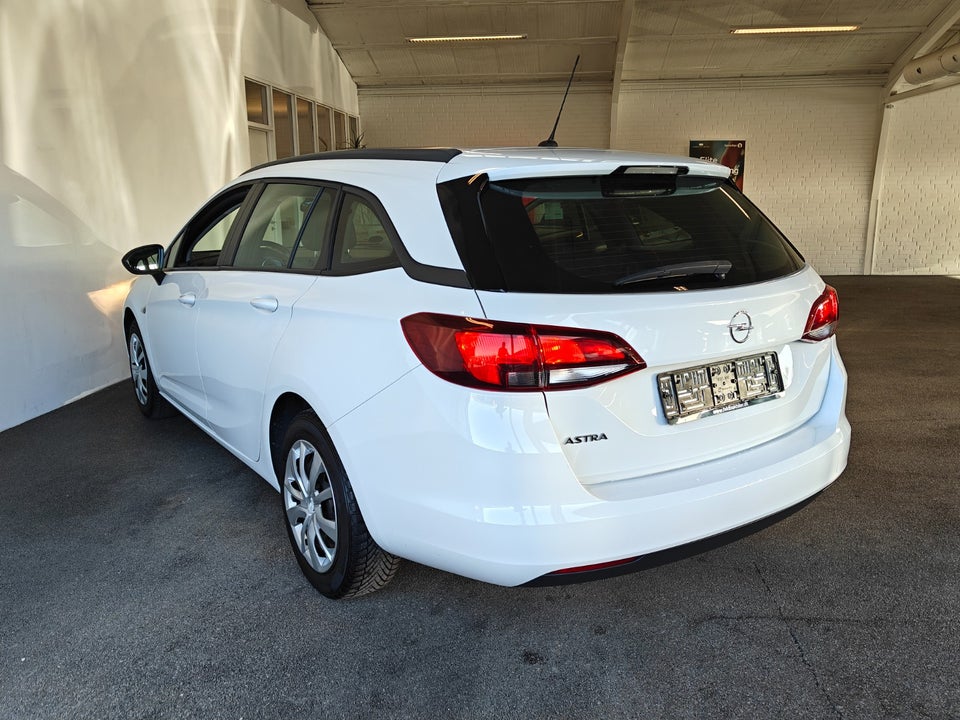 Opel Astra 1,2 T 110 Edition Sports Tourer 5d