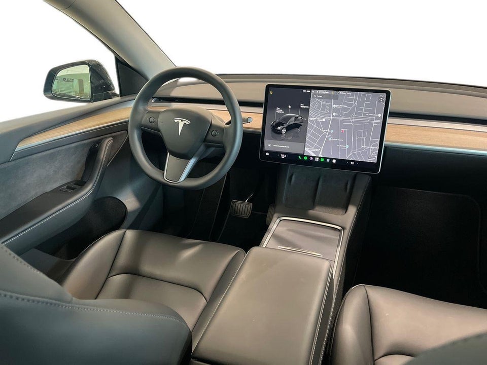 Tesla Model Y RWD 5d