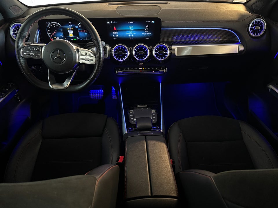 Mercedes EQB250 AMG Line 5d