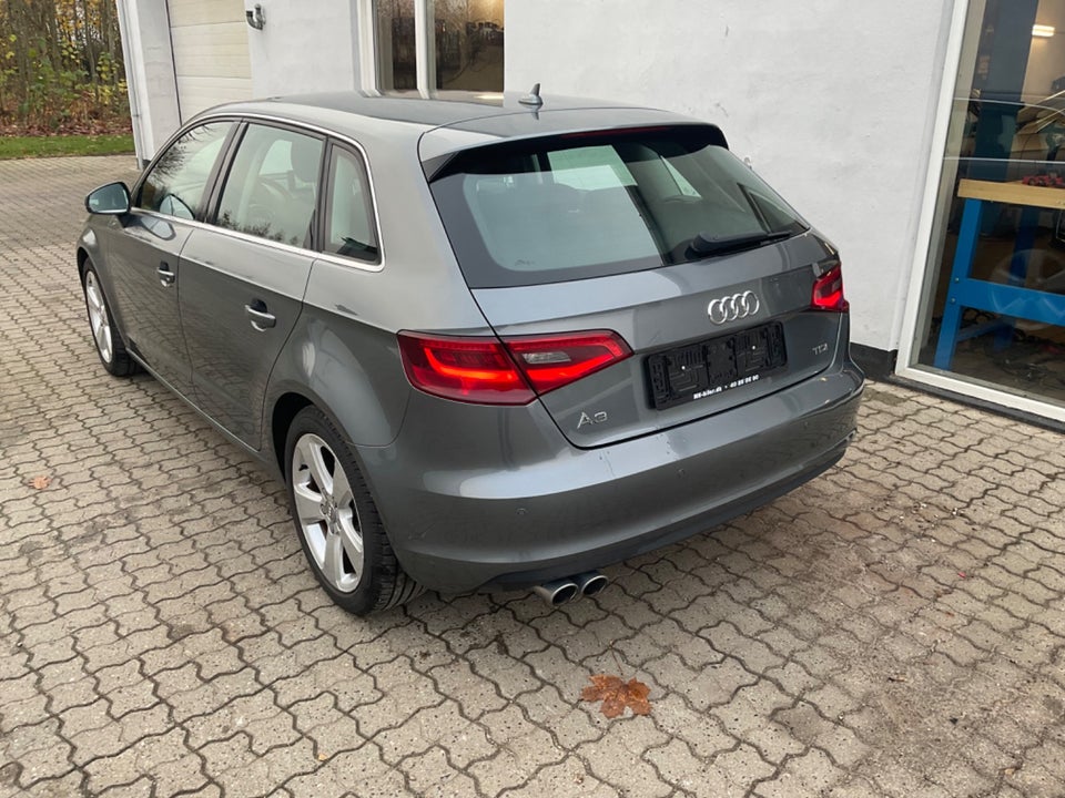 Audi A3 2,0 TDi 150 Ambiente Sportback S-tr. 5d