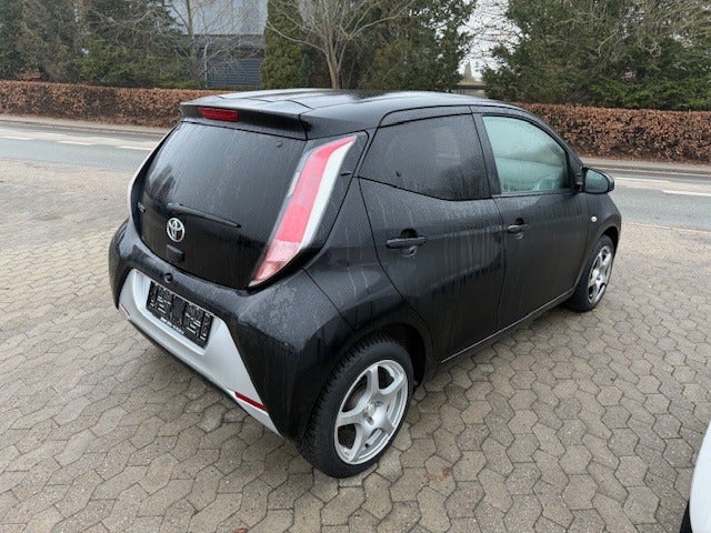 Toyota Aygo 1,0 VVT-i x-cellence 5d