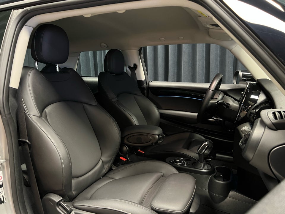 MINI Cooper SE Edition Premium Plus 3d