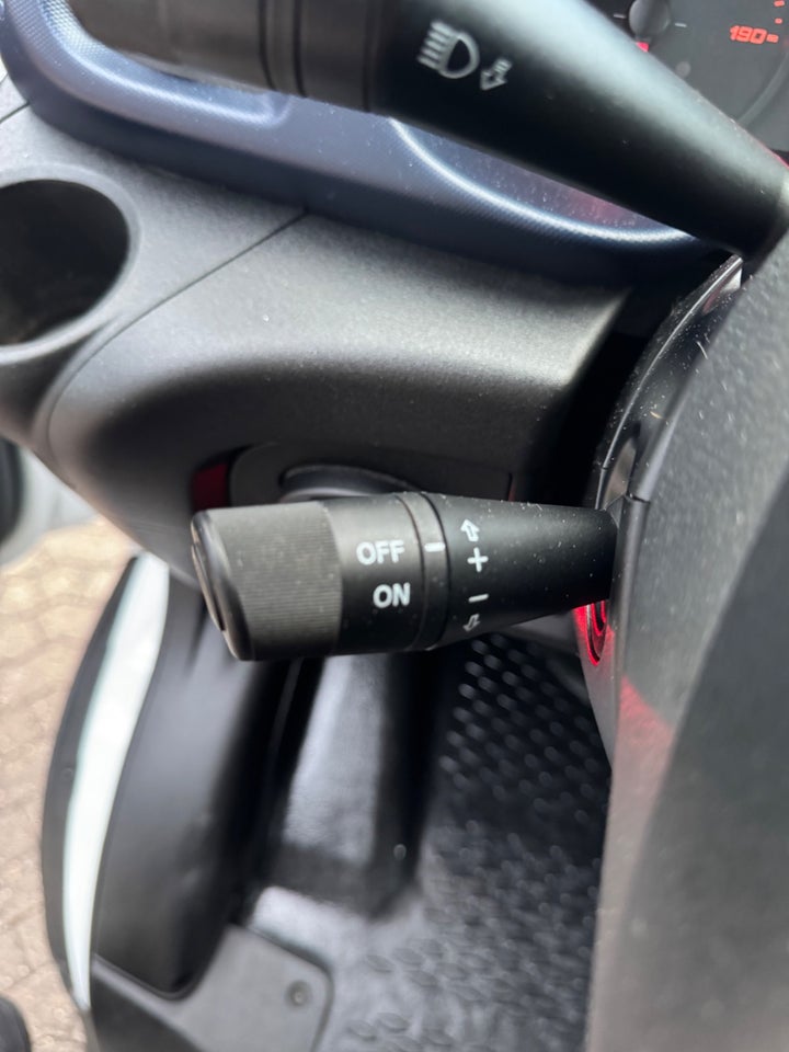 Iveco Daily 2,3 35C16 Alukasse m/lift 2d