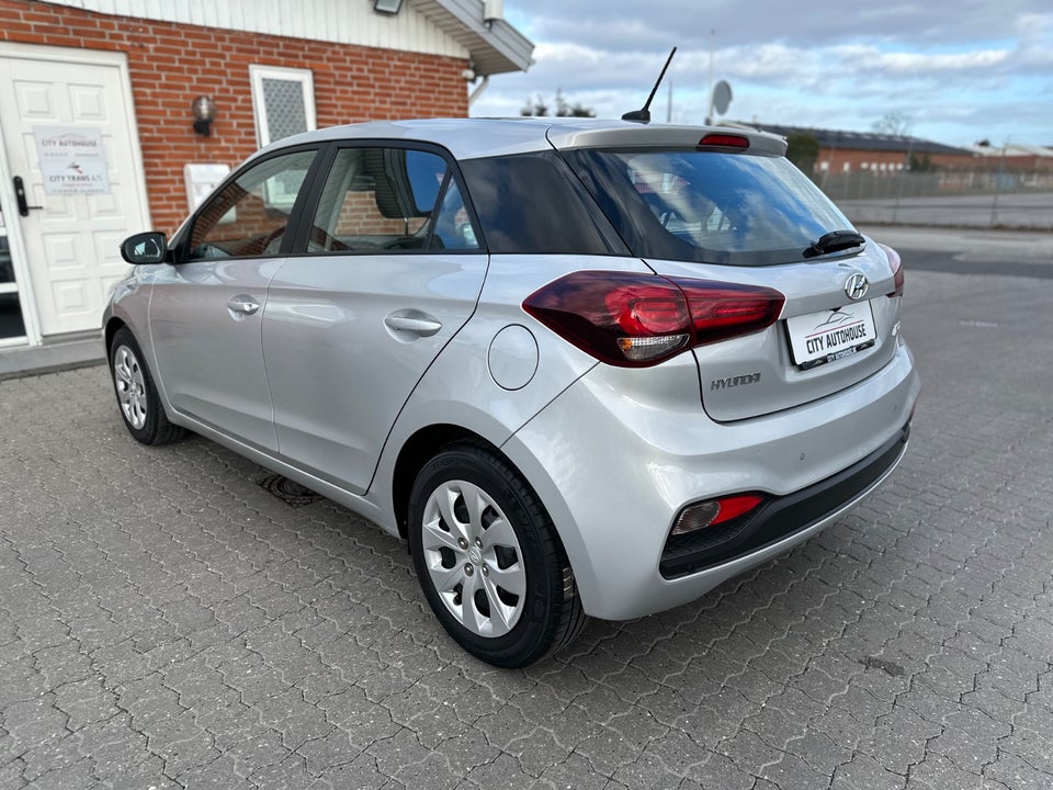 Hyundai i20 1,0 T-GDi Trend DCT 5d