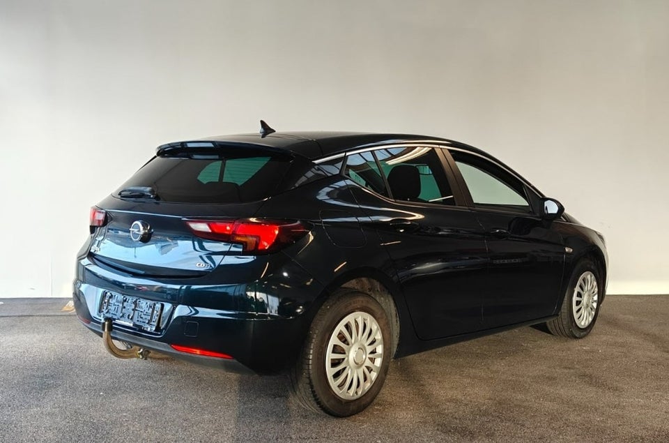 Opel Astra 1,6 CDTi 110 Enjoy 5d