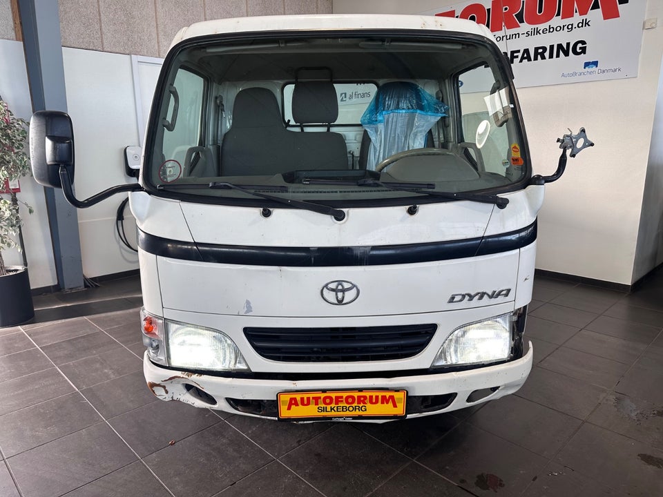 Toyota Dyna 100 2,5 D-4D S.Kab m/alulad 2d