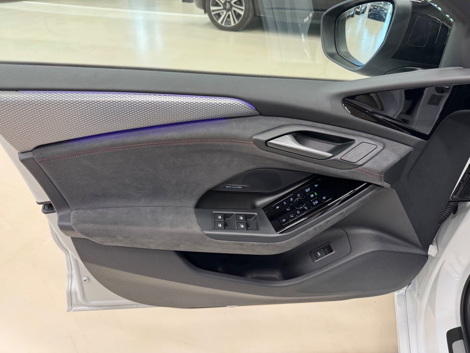 Audi A6 e-tron Ultra Avant quattro 5d