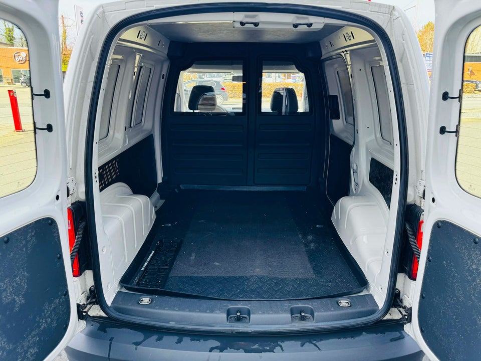 VW Caddy 2,0 TDi 102 BlueMotion Van 4d