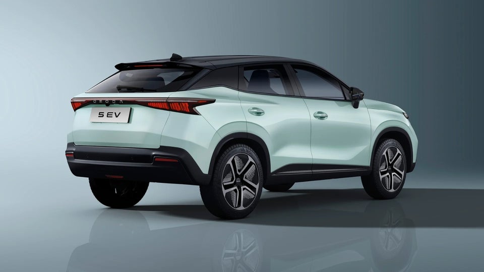 Omoda 5 EV Premium 5d