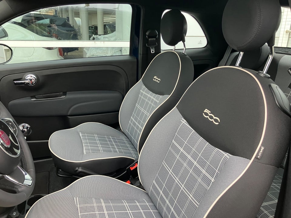 Fiat 500 1,0 Hybrid Lounge 3d