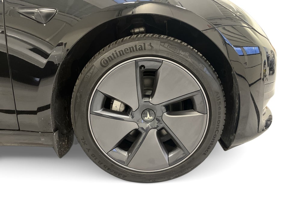 Tesla Model 3 RWD 4d