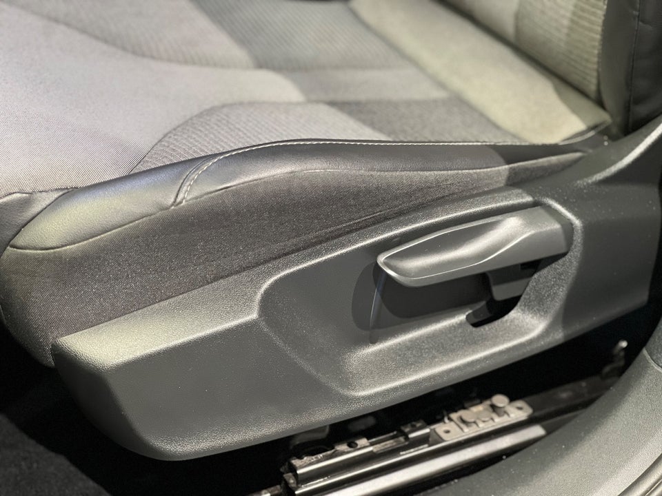 Skoda Enyaq 80 iV Loft 5d