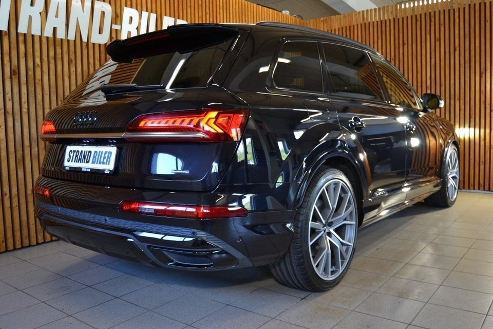 Audi Q7 50 TDi S-line quattro Tiptr. Van 5d