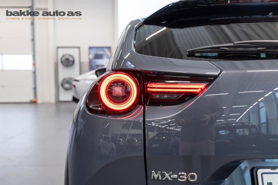 Mazda MX-30 0,8 e-SkyActiv R-EV Makoto 5d