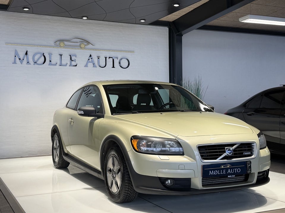 Volvo C30 1,6 D Kinetic 3d