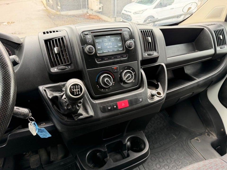 Peugeot Boxer 335 2,0 BlueHDi 163 L2H2 Premium