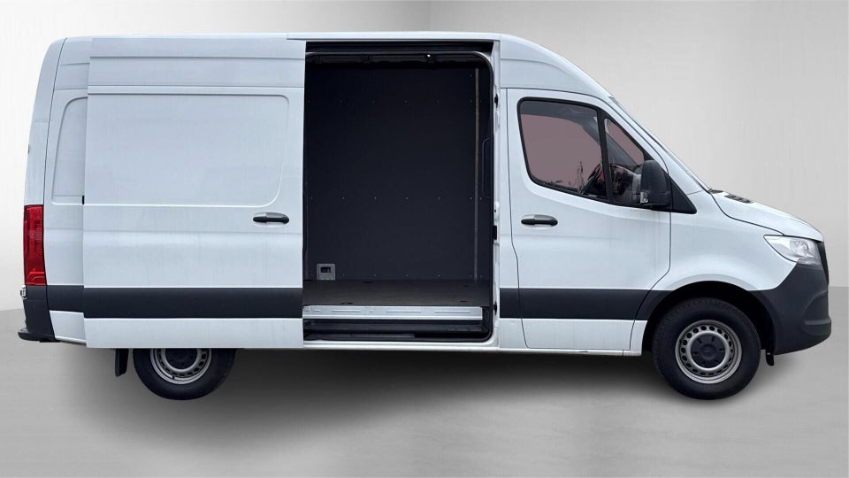 Mercedes Sprinter 317 2,0 CDi A2 Kassevogn PRO aut. RWD