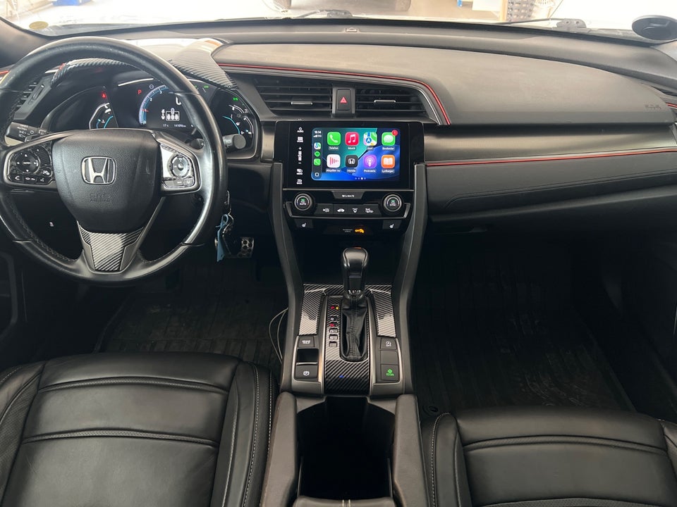 Honda Civic 1,0 VTEC Turbo Elegance CVT 5d