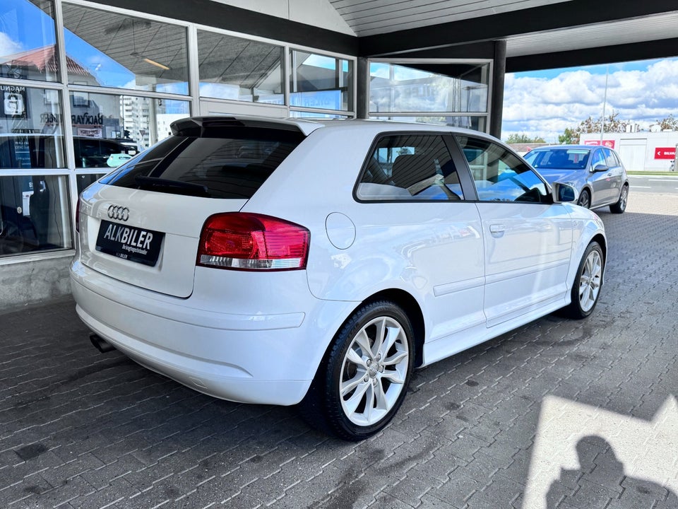 Audi A3 1,8 TFSi Ambition 3d