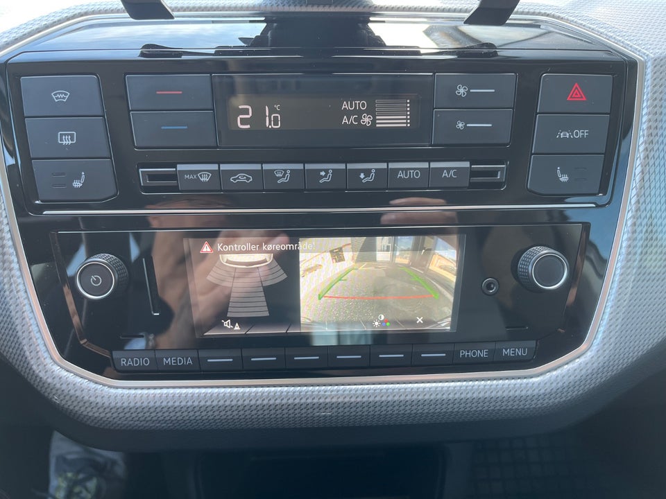 VW e-Up! Style Plus 5d