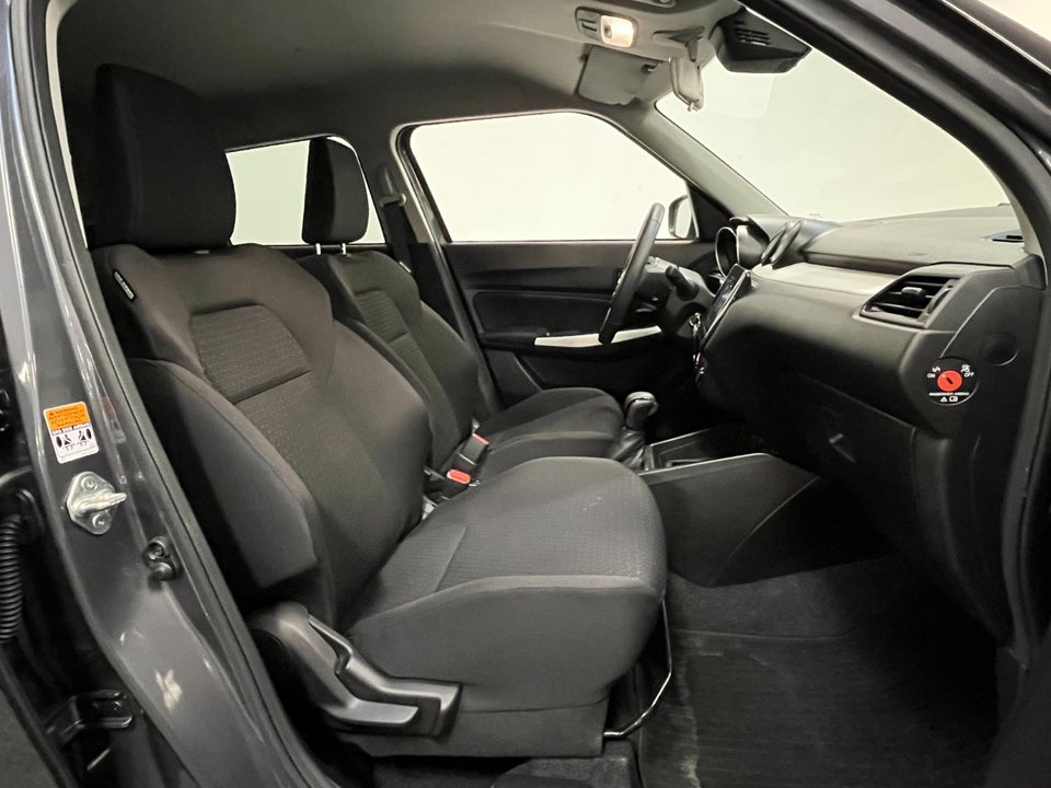 Suzuki Swift 1,2 mHybrid Action CVT 5d