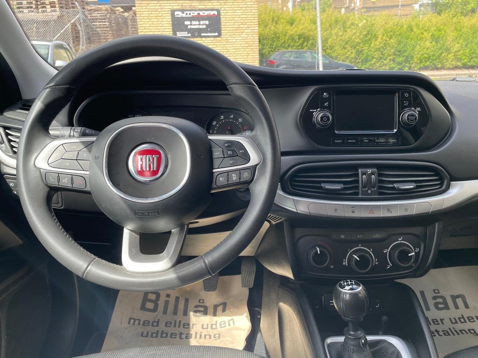 Fiat Tipo 1,4 T-Jet 120 Easy 5d