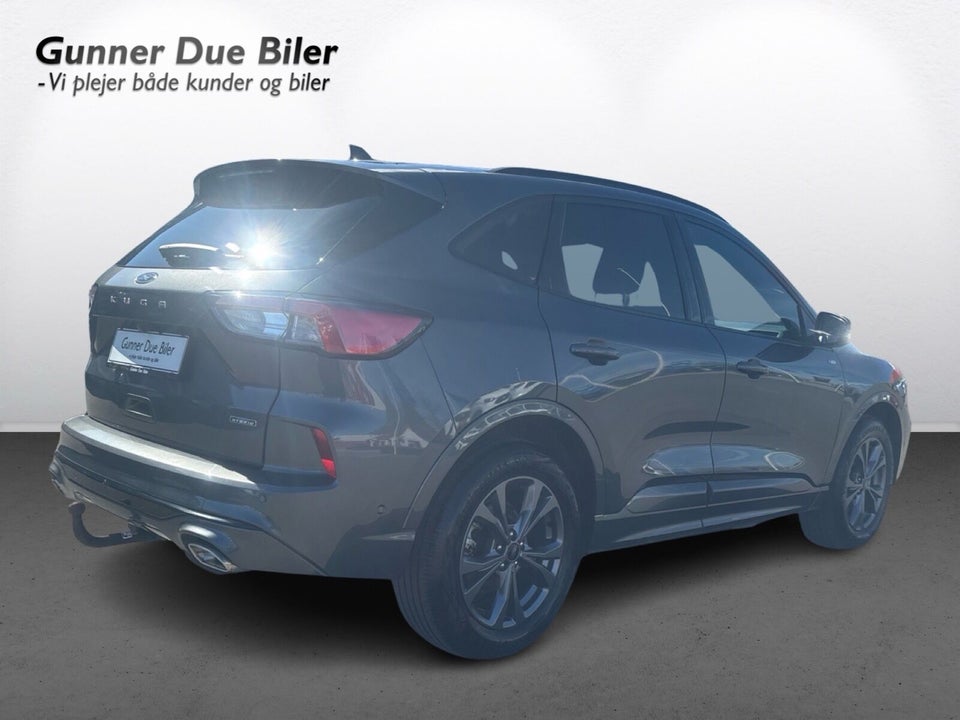 Ford Kuga 2,5 PHEV ST-Line X CVT 5d