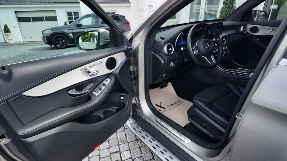 Mercedes GLC300 de 2,0 aut. 4Matic 5d
