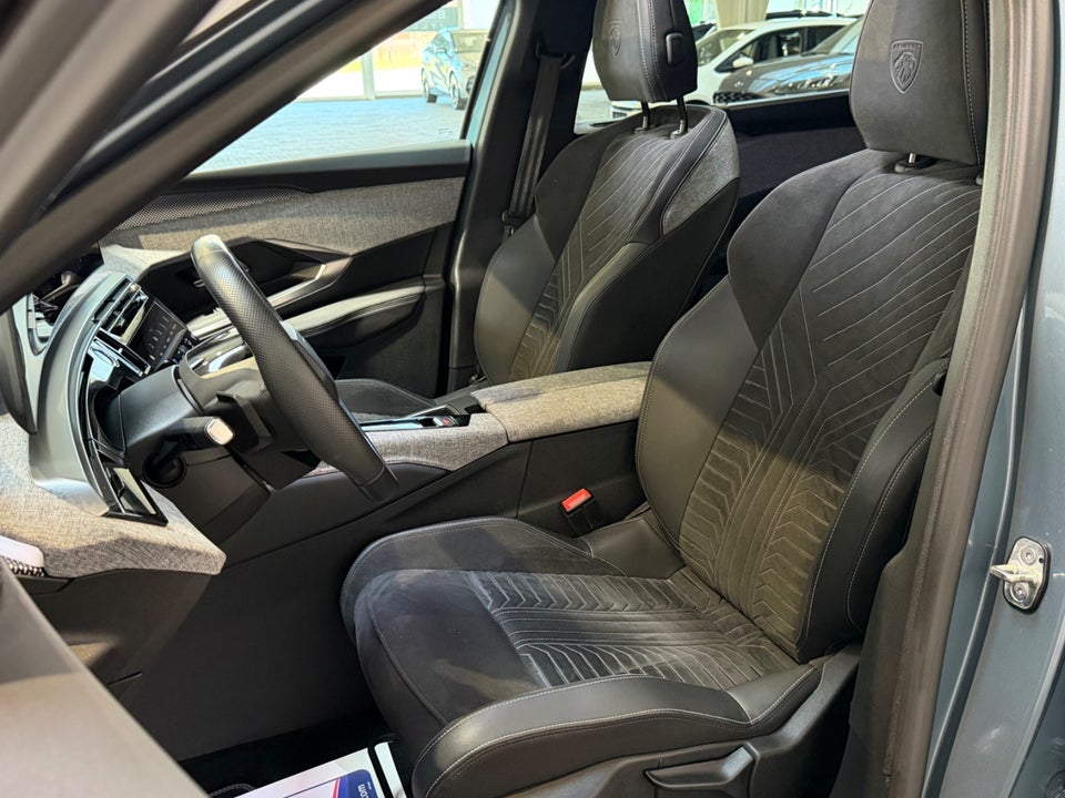 Peugeot e-5008 77 GT Pack 7prs 5d