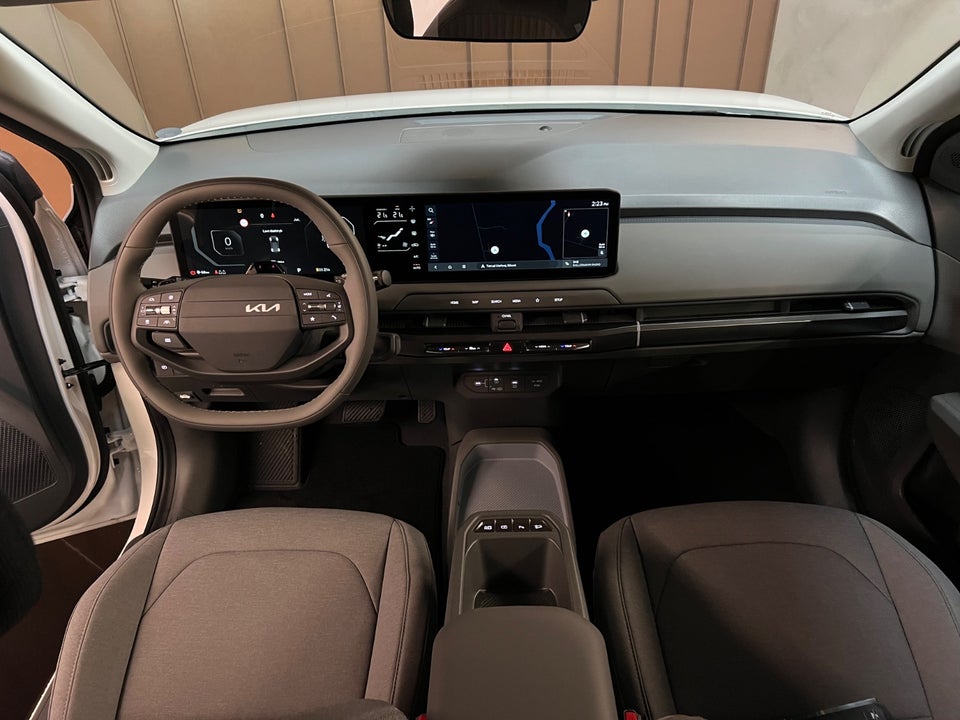 Kia EV3 58 Standard Range Access 5d