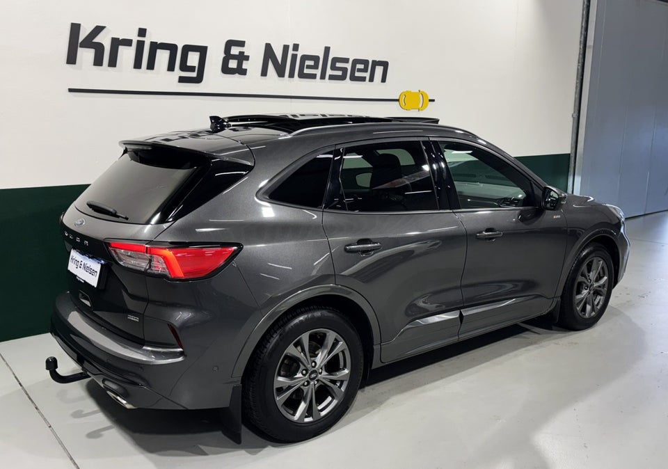 Ford Kuga 2,5 PHEV ST-Line X CVT 5d