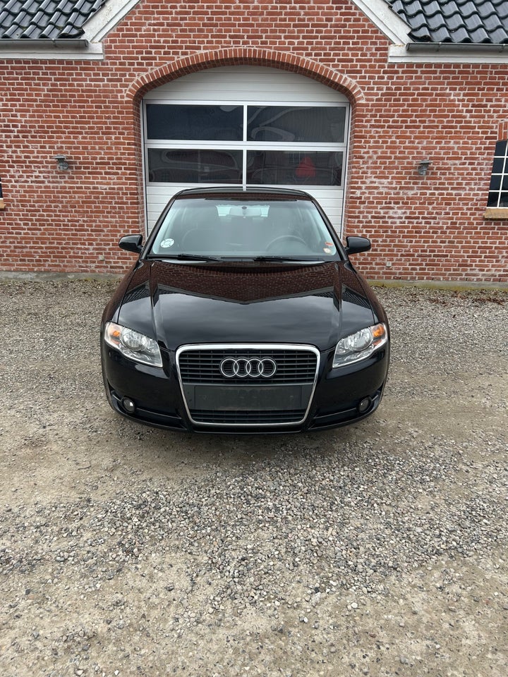 Audi A4 2,0  4d