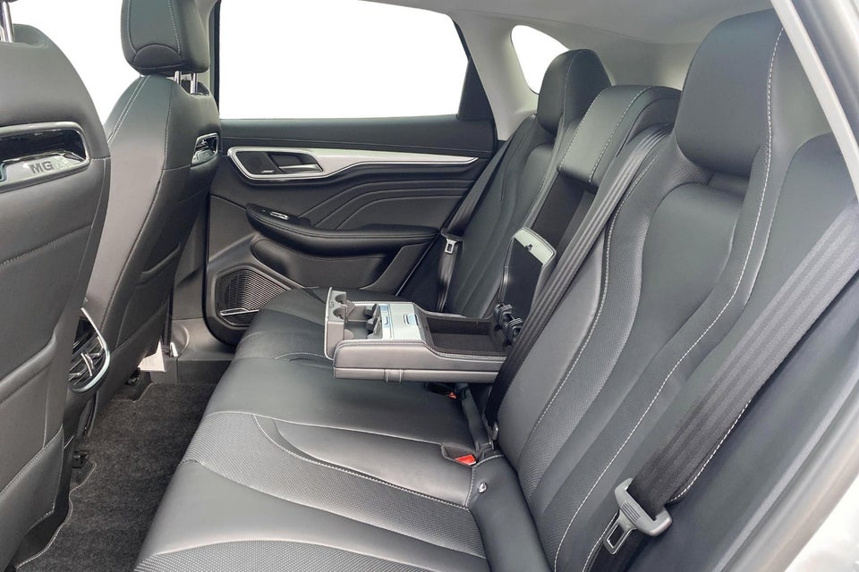 MG Marvel R Performance 5d