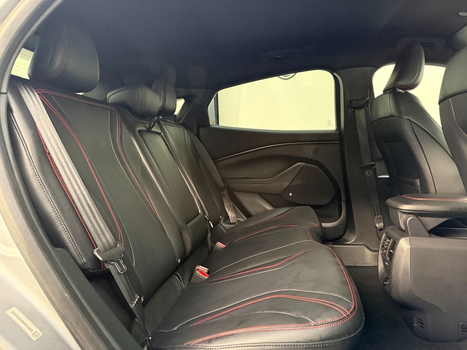 Ford Mustang Mach-E 91 Premium Extended Range AWD 5d