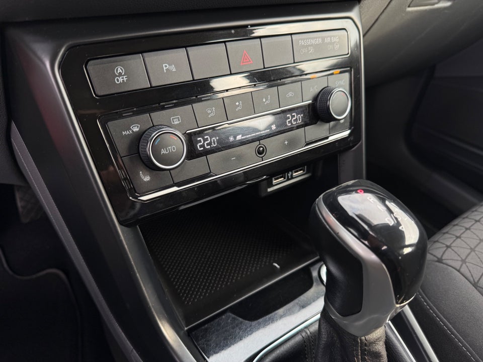 VW T-Cross 1,0 TSi 115 Life DSG 5d