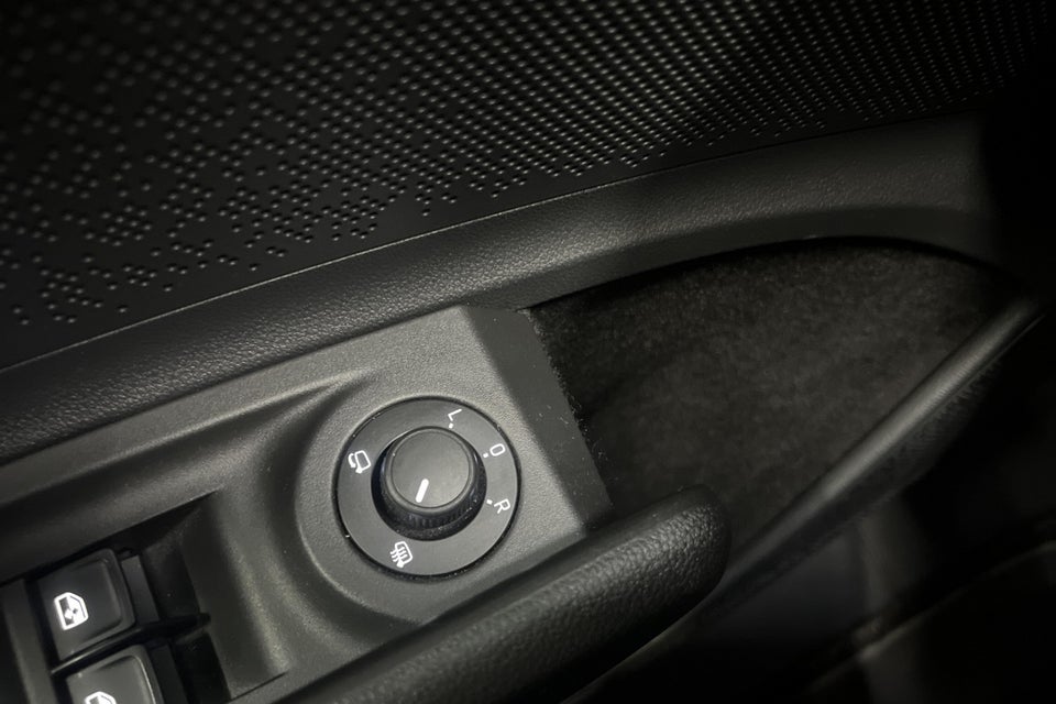 Skoda Enyaq 60 iV Plus 5d