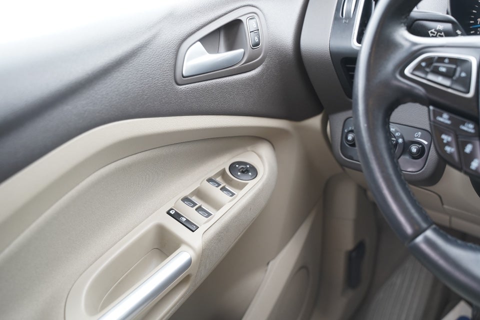 Ford C-MAX 1,0 SCTi 125 Titanium+ 5d