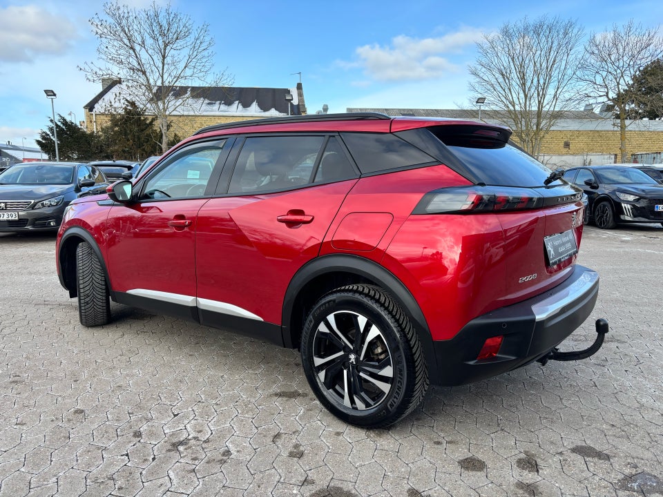 Peugeot 2008 1,5 BlueHDi 130 Allure Pack EAT8 5d