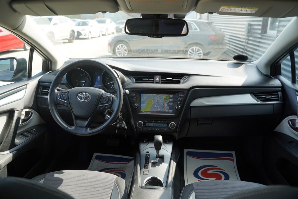 Toyota Avensis 1,8 VVT-i T2 Touring Sports MDS 5d