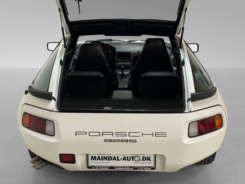 Porsche 928 4,7 S 3d