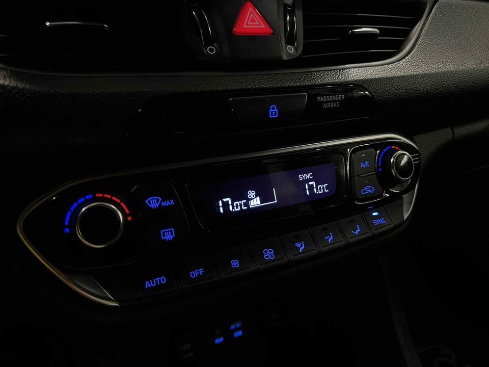 Hyundai i30 1,0 T-GDi Life Komfort stc. 5d